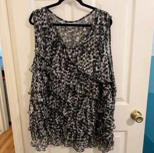 Avenue black & white brush stroke, layered, sleeveless blouse